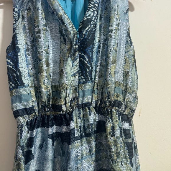 Women's chiffon maxi dress - Picture 3 of 4